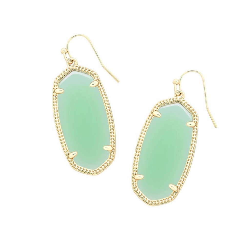 Elle Earrings in chalcedony